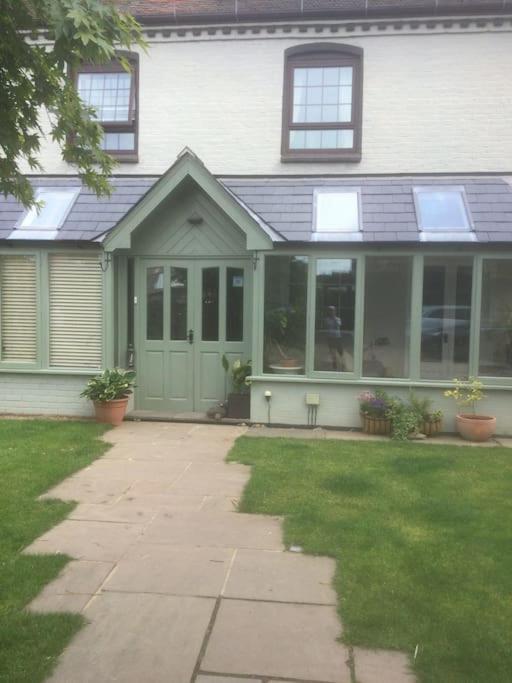 러들로 Henwick House Beautiful Flat,Private Parking, Short Walk To Town 아파트 외부 사진